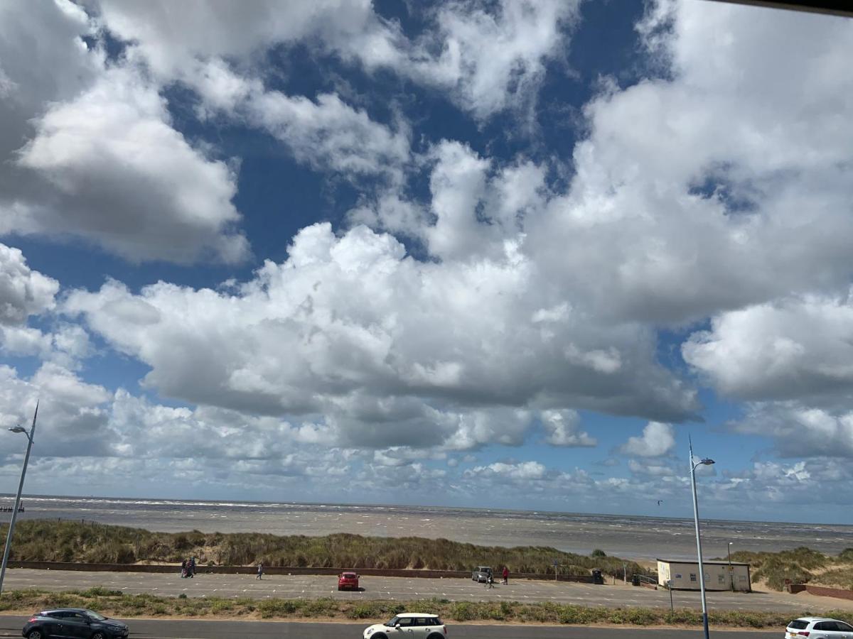 Beach View - Amazing Sea Views Литам Сент Аннс Екстериор снимка